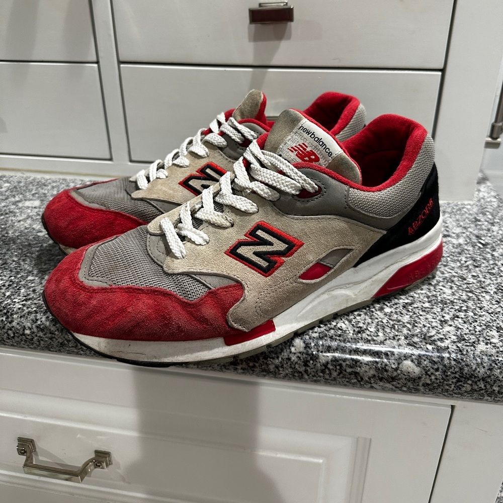 New Balance 1600 US 9.5 - UK 9 - EU 43